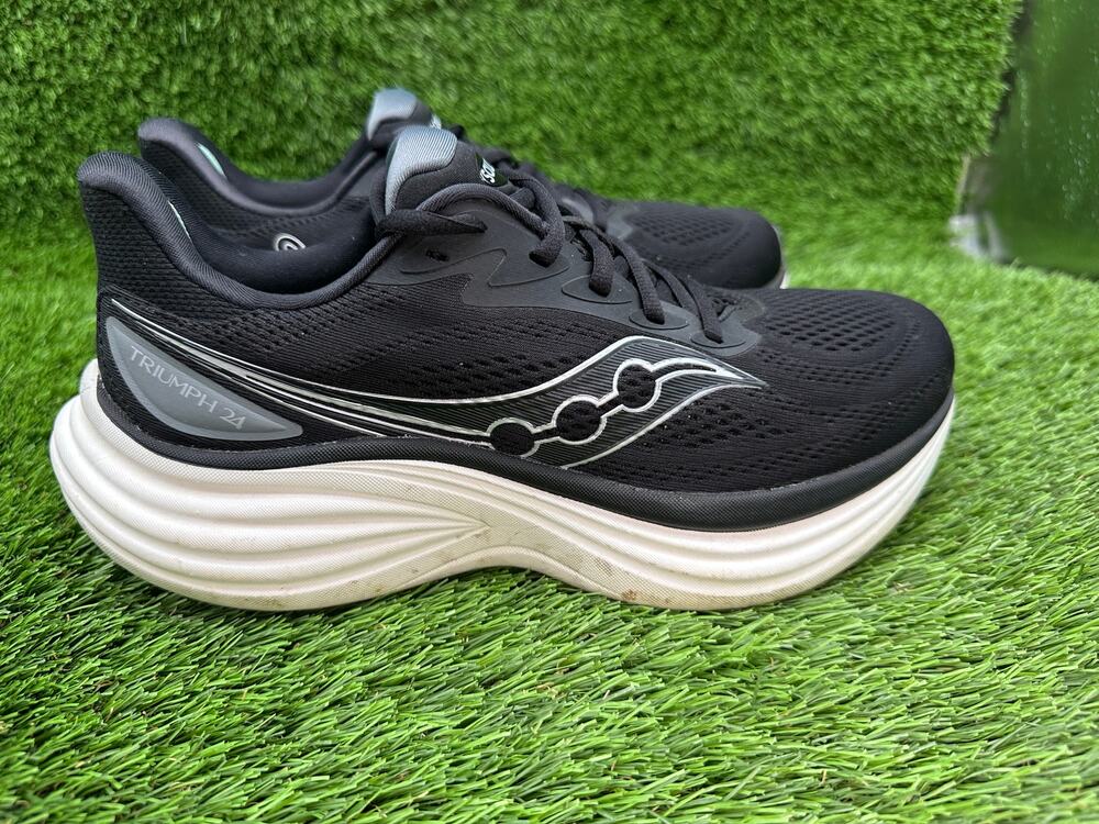 Saucony Triumph 24 S100999-1016 Athletic Sneaker Womens 9 Black Mesh Jogging Gym